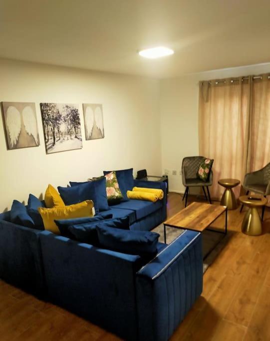 Ferienwohnung Impeccable 2-Bed House London Exterior foto